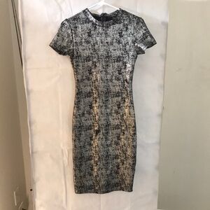 Forever 21 Black and Gray Textured Midi Dress